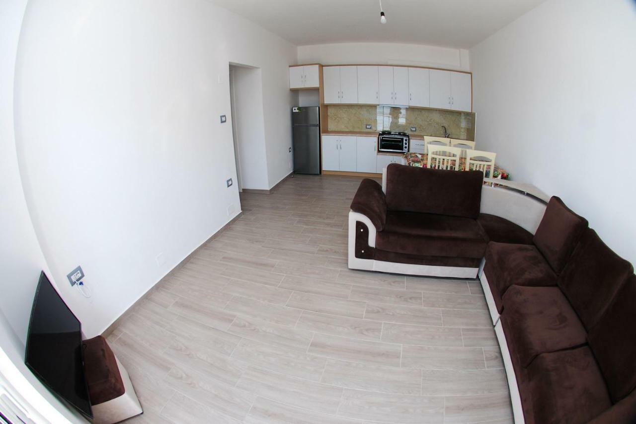 Rafail'S Apartment Sarandë Exterior foto